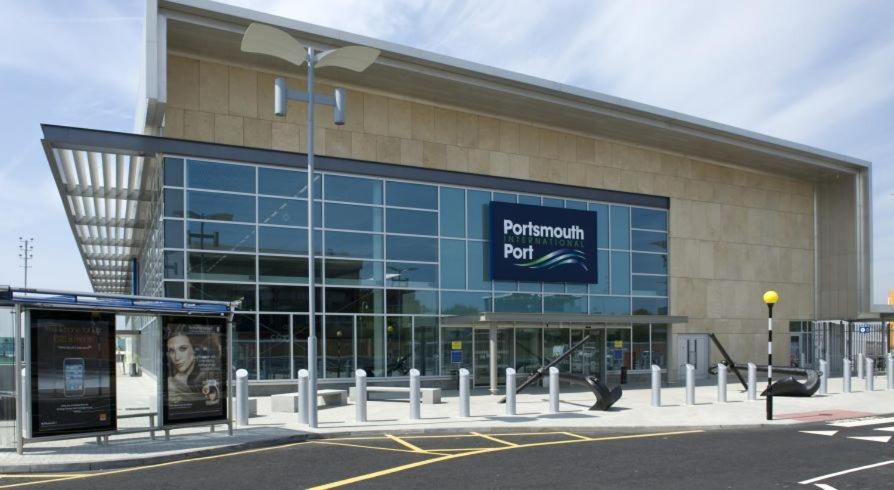 City Centre Apartment Portsmouth Exterior foto
